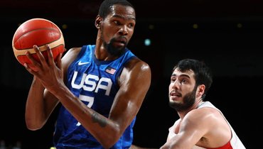 Сборная США по баскетболу вышла в полуфинал Олимпиады в Токио