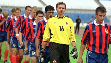 вратарь цска погибший на поле. Смотреть фото вратарь цска погибший на поле. Смотреть картинку вратарь цска погибший на поле. Картинка про вратарь цска погибший на поле. Фото вратарь цска погибший на поле