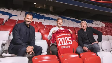 Киммих продлил контракт с «Баварией» до 2025 года