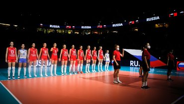 Россия с разгромным счетом проиграла Италии в четвертьфинале женского чемпионата Европы