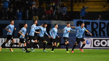 Дубль де Арраскаэты принес сборной Уругвая победу над Боливией
