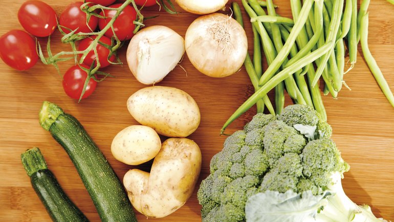 Какие продукты помогут не заболеть.
