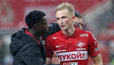Квинси Промес и Руслан Литвинов.