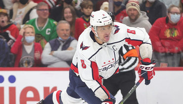Овечкин вышел на первое место в списке бомбардиров сезона в НХЛ