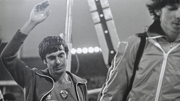 Единственный в истории трехкратный олимпийский чемпион в тройном прыжке Виктор Санеев умер, история великого легкоатлета, Голышак вспоминает