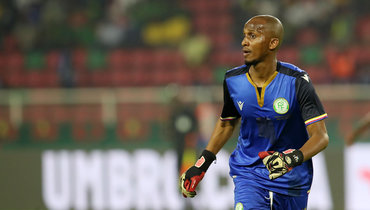 Коморские острова с полевым игроком в воротах проиграли Камеруну на Кубке Африки