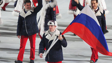 Зубков пожелал Шипачеву и Фаткулиной достойно пронести знамя на церемонии открытия Олимпиады