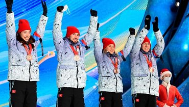 Российские биатлонисты получили бронзовые медали Олимпиады в смешанной эстафете