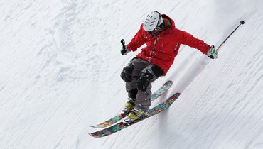 Как научиться кататься на горных лыжах
