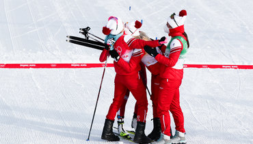 «Еще 300 метров — и мы бы выиграли». Что думают скандинавы о золоте наших девушек в лыжной эстафете