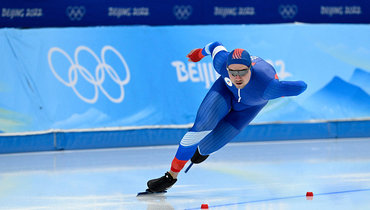 Кулижников показал промежуточное второе время на Олимпиаде-2022 в забеге на 1000 м