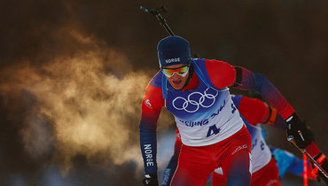 Йоханнес Бе победил в масс-старте и выиграл четвертое золото Олимпиады в Пекине, россияне — без медалей