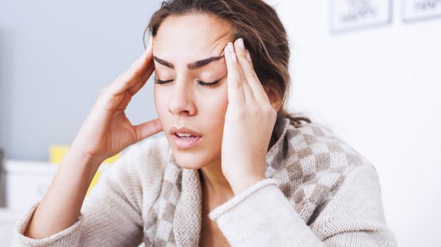 Почему болит голова после тренировки: причины и способы профилактики