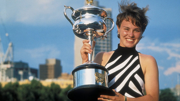 Мартина Хингис: 25 лет назад швейцарская теннисистка стала самой юной  первой ракеткой рейтинга WTA в истории, карьера и жизнь, фото.  Спорт-Экспресс