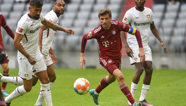«Бавария» сыграла вничью с «Байером», Азмун дебютировал в составе клуба из Леверкузена