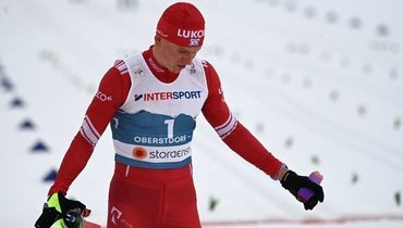 Большунов выиграл квалификацию спринта на чемпионате России, Терентьев стал вторым
