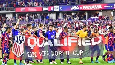 Футболисты сборной США преждевременно отпраздновали выход в финальную часть ЧМ-2022