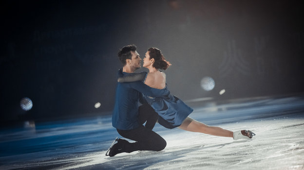 Влюбленные в фигурное катание 2023. Фигурное катание. Влюбленные в фигурное катание по телевизору. Влюбленные в фигурное катание. Известные фигуристки.