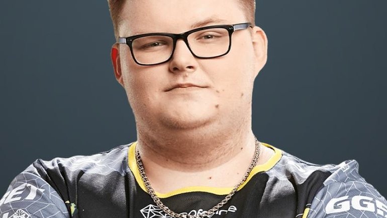 Киберспортсмен Boombl4.