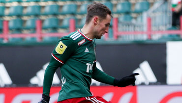 Защитник «Сочи» и нападающий «Локомотива» получили по два матча дисквалификации после потасовки