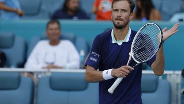 Американский теннисист Фиш: «Джоковича не пустили на Australian Open, Медведева — на Уимблдон. Дикие времена»