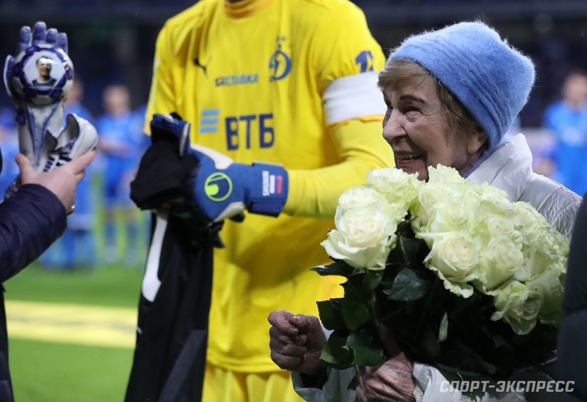 Супруга легендарного Льва Яшина умерла на 92-м году жизни, не стало  Валентины Тимофеевны Яшиной. Спорт-Экспресс