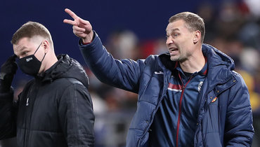 Широков отреагировал на информацию о возможном уходе Алексея Березуцкого из ЦСКА