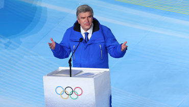Глава МОК Бах заявил, что российских спортсменов не подвергают санкциям из-за паспорта