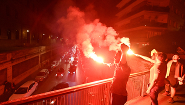 Фанаты «Ромы» всю ночь ждали команду после победы в финале Лиги конференций