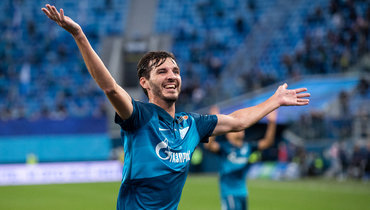 Ерохин стал лучшим игроком Лиги чемпионов сезона-2021/22 по точности передач