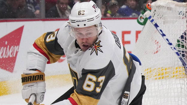 Хоккей, НХЛ: почему «Вегас» обменял российского нападающего Евгения Дадонова в «Монреаль» — подробности