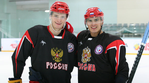 Михаил Григоренко и Наиль Якупов. Фото Динара Кафискина