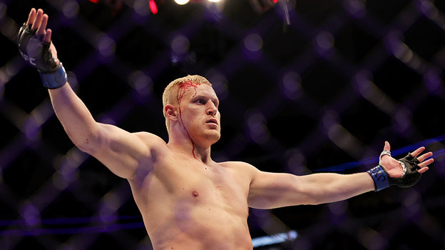UFC 277: Сергей Павлович нокаутировал Деррика Льюиса, 31 июля 2022 года