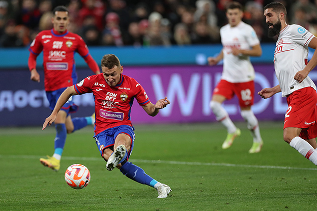 Федор Чалов забивает первый гол. Фото Александр Федоров, "СЭ"