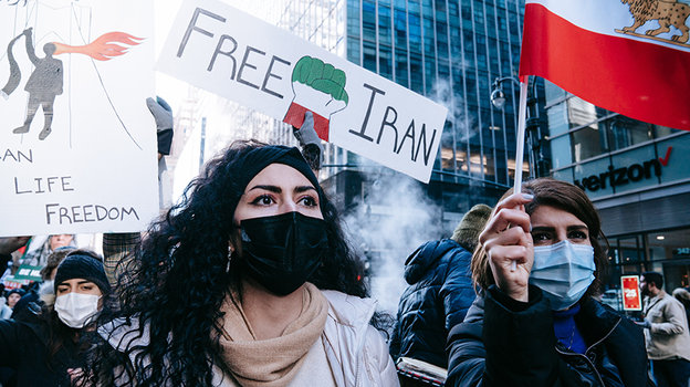 Протестующие иранцы. Фото Global Look Press Протестующие иранцы. Фото Global Look Press