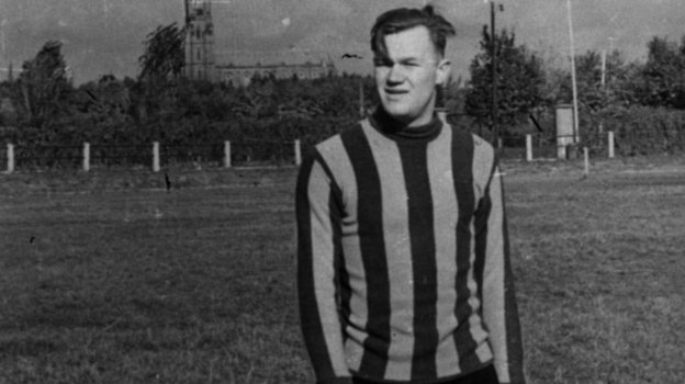 Всеволод Бобров.