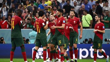 Португалия разгромила Швейцарию в 1/8 финала ЧМ-2022. Заменивший в основном составе Роналду нападающий Рамуш оформил хет-трик