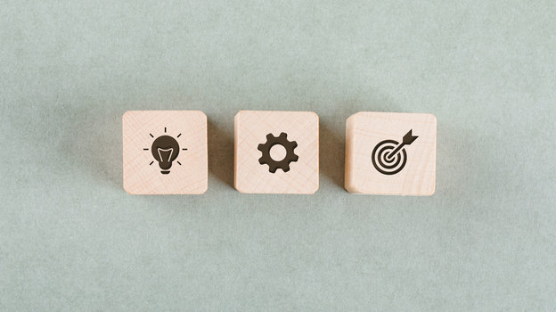 Постановка целей на Новый год. Фото Freepik/8photo Постановка целей на Новый год. Фото Freepik/8photo