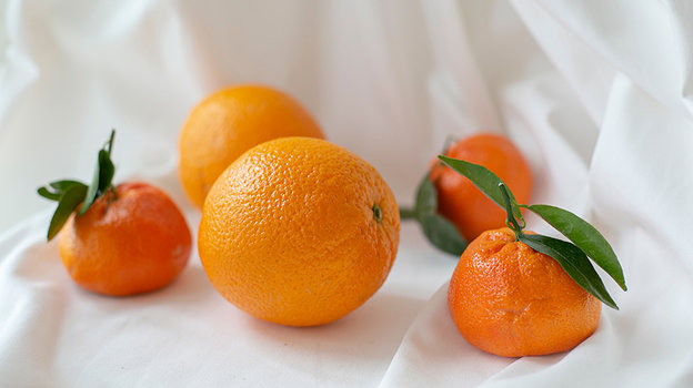Апельсины. Фото Unsplash/Evie Fjord