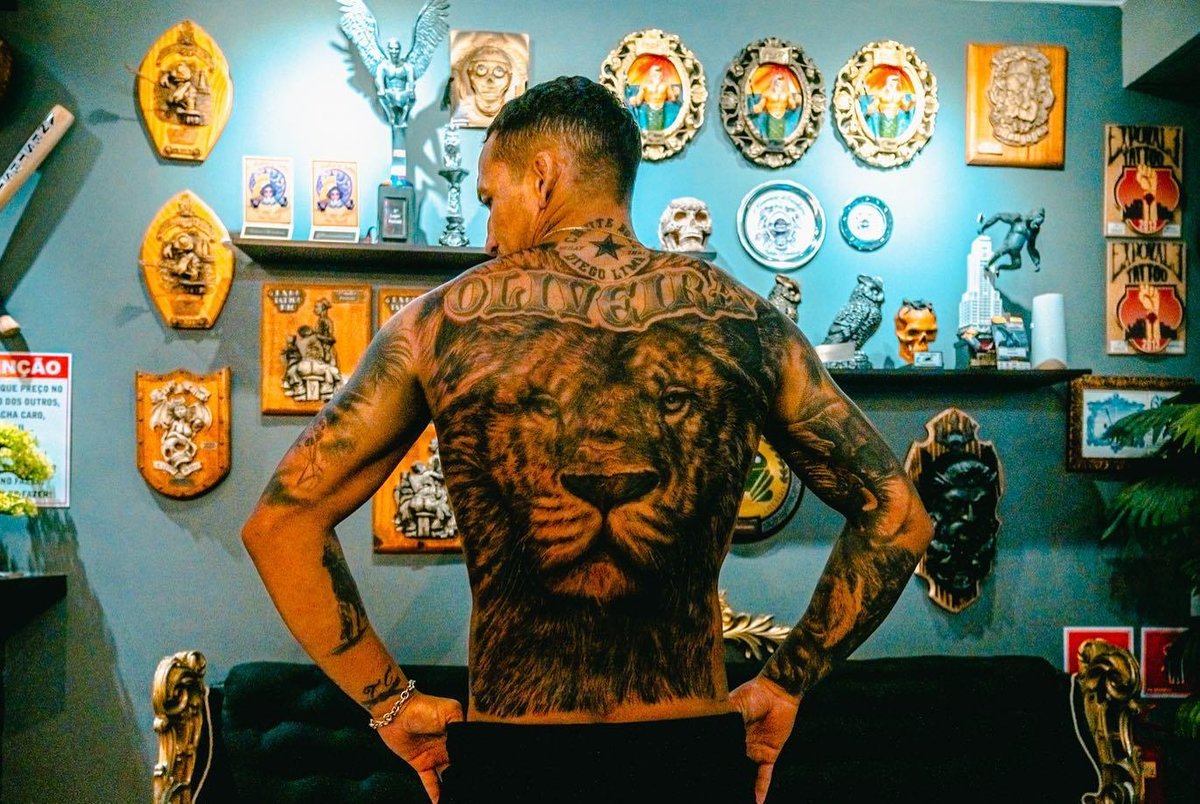 Какие тату на спине делают мужчины: 5 типов рисунков и 9 реальных фото