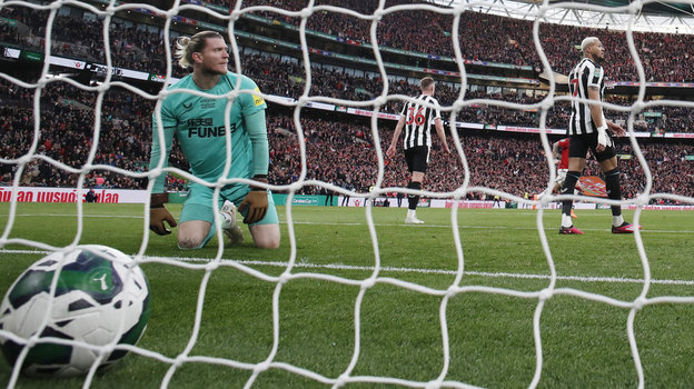 "Манчестер Юнайтед" — "Ньюкасл" — 2:0. Лорис Кариус. Фото Reuters