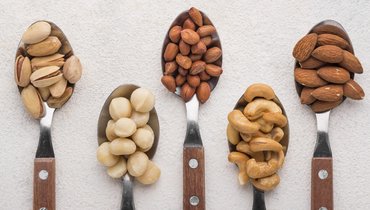 Нутрициолог объяснила, почему нужно замачивать орехи перед тем, как есть
