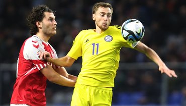 Сборная Казахстана вырвала победу в матче с Данией, забив два гола после 85-й минуты