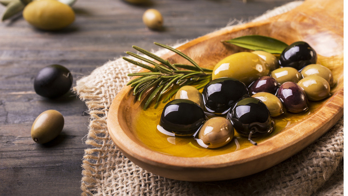 Оливки и маслины — польза и вред