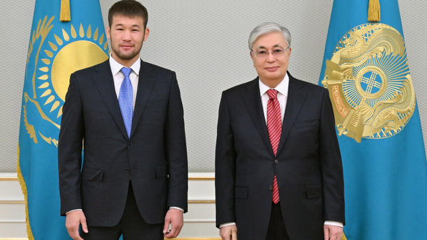 Шавкат Рахмонов и президент Казахстана Касым-Жомарт Токаев.