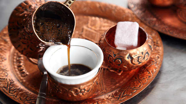 Каким образом можно сварить кофе в турке?