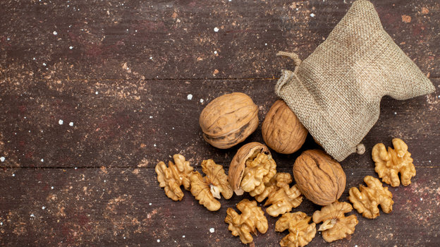 Орехи и мед для мужчин ‒ в чем польза рецепта?