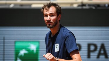 Медведев остался на первой строчке в чемпионской гонке ATP