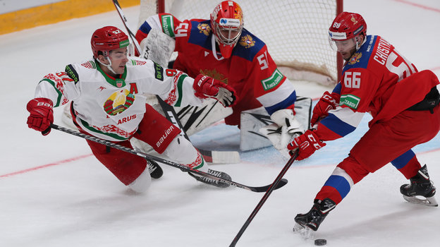 Хоккеисты сборных России и Белоруссии