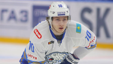 Хоккеист Никита Михайлис